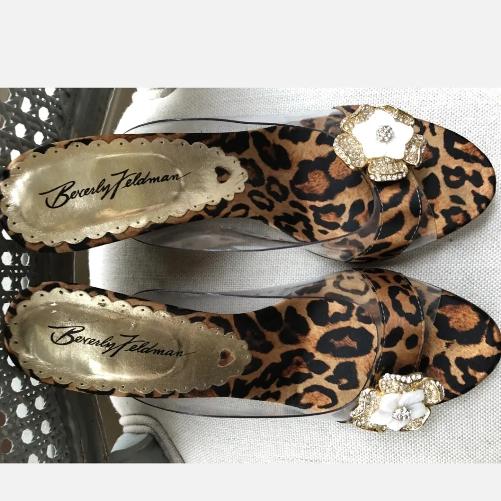 BEVERLY FELDMAN SANDALS SIZE 8 - Picture 2 of 8